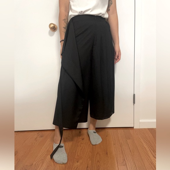 Aesthetic Noir half pleated pants S - Picture 2 of 6